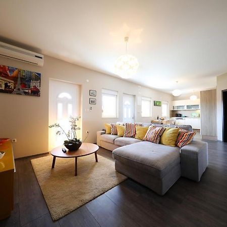 Luxury Apartment Rougemarin Pakoštane Εξωτερικό φωτογραφία