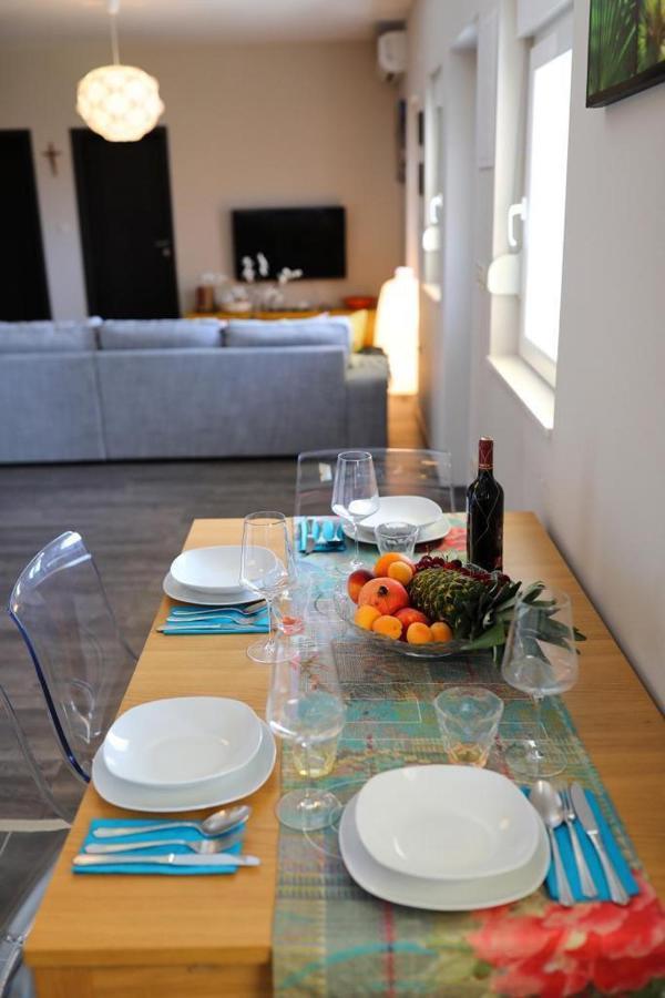 Luxury Apartment Rougemarin Pakoštane Εξωτερικό φωτογραφία