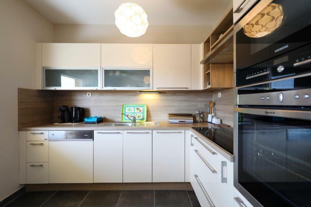 Luxury Apartment Rougemarin Pakoštane Εξωτερικό φωτογραφία